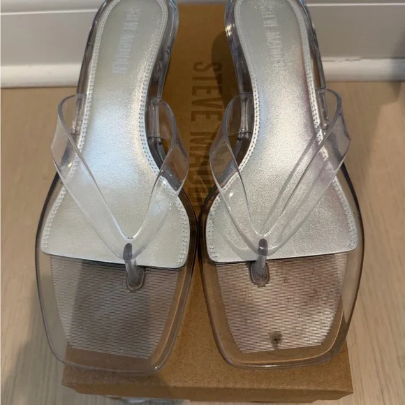 Steve Madden tracie Clear Vinyl Kitten Heel Sandals Size 8 - Picture 2 of 6